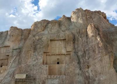 نقش رستم شیراز؛ راهنمای کامل بازدید از آرامگاه شاهان نقش رستم شیراز؛ راهنمای کامل بازدید از آرامگاه شاهان